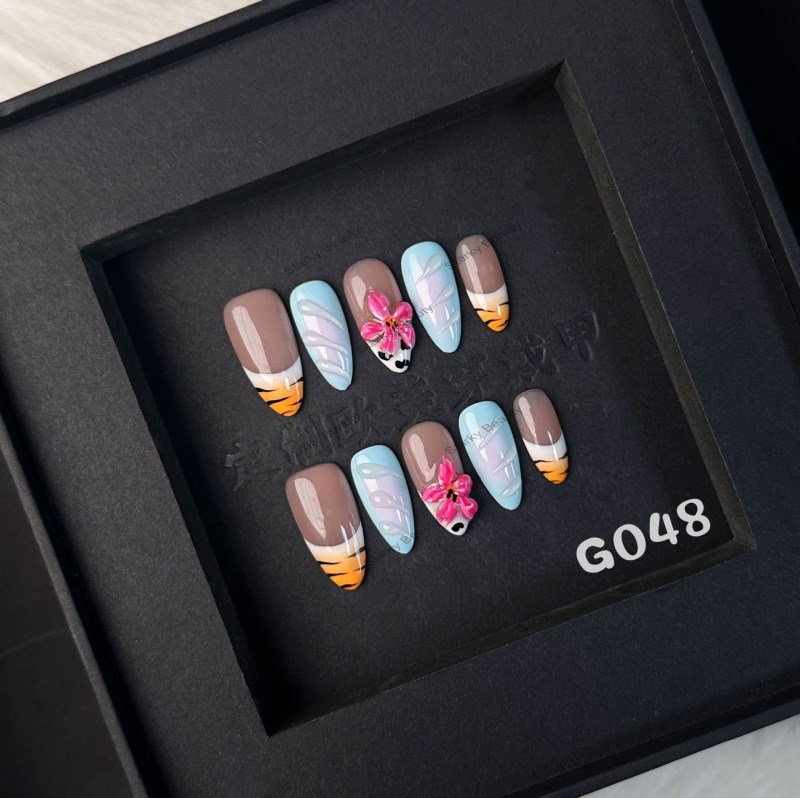 G048