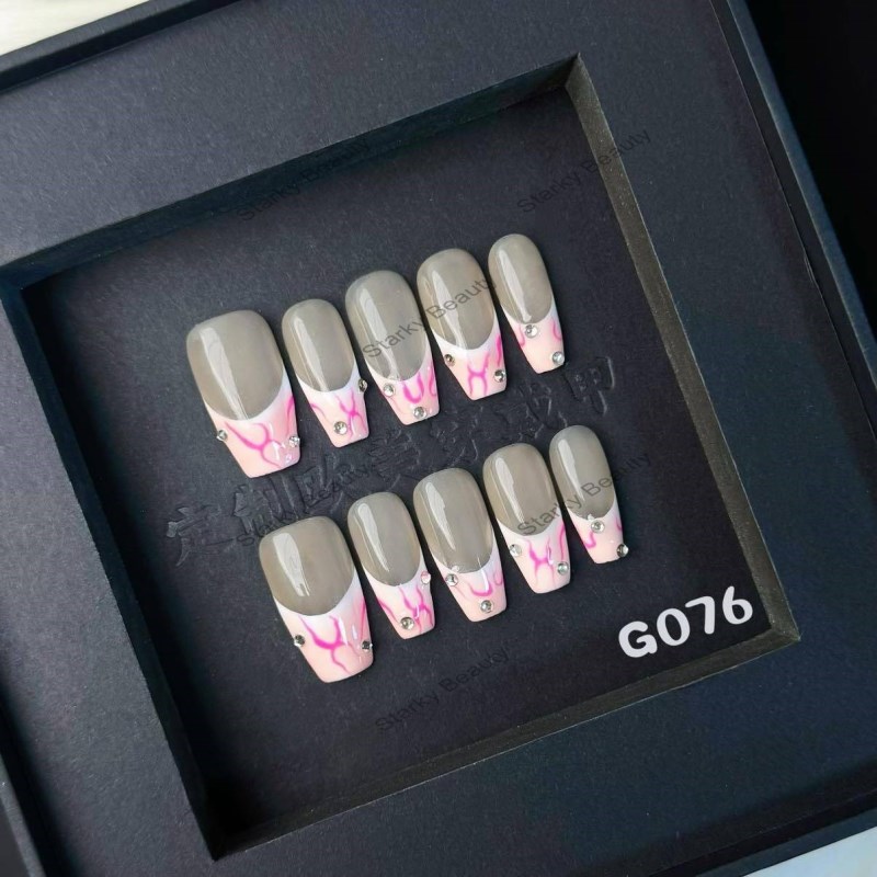 G076