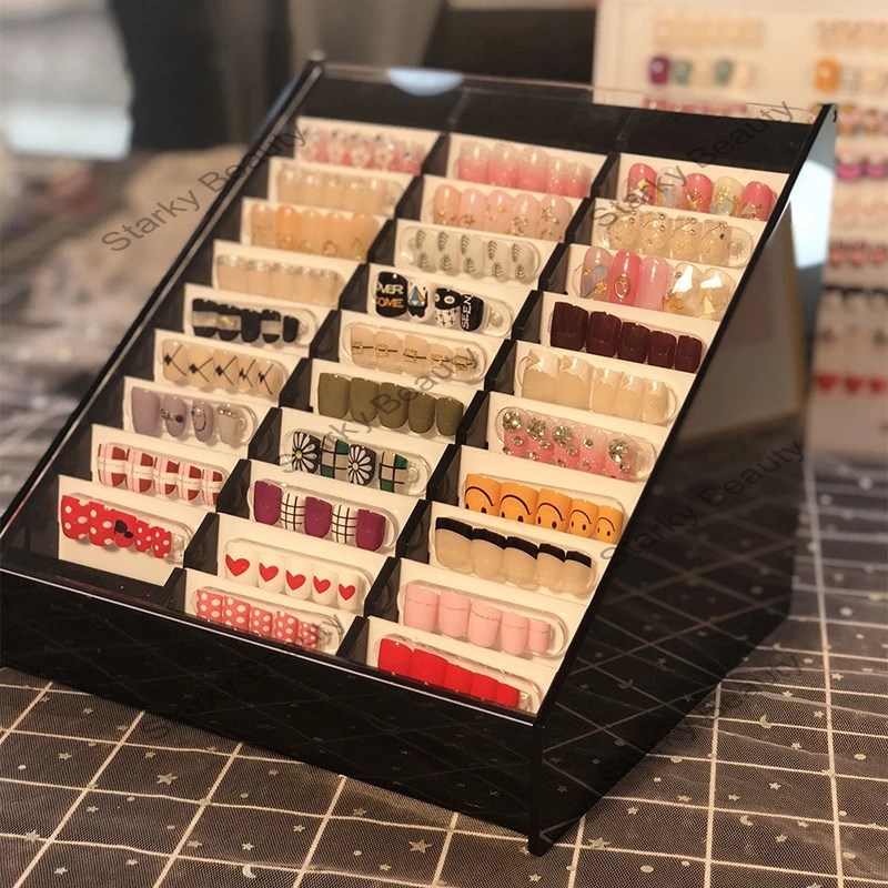 Japanese-style dust-proof nail art work display