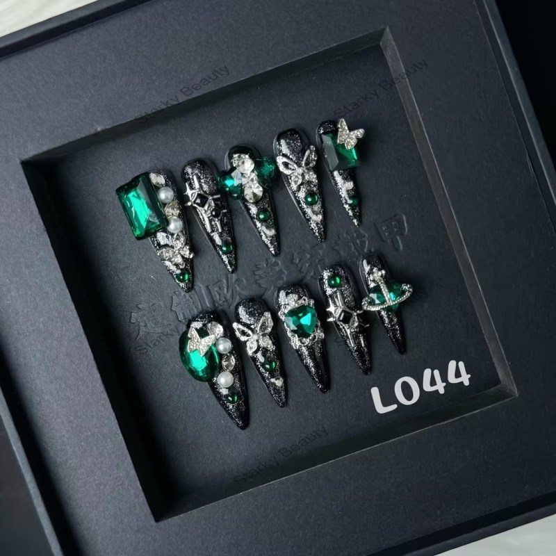 L044