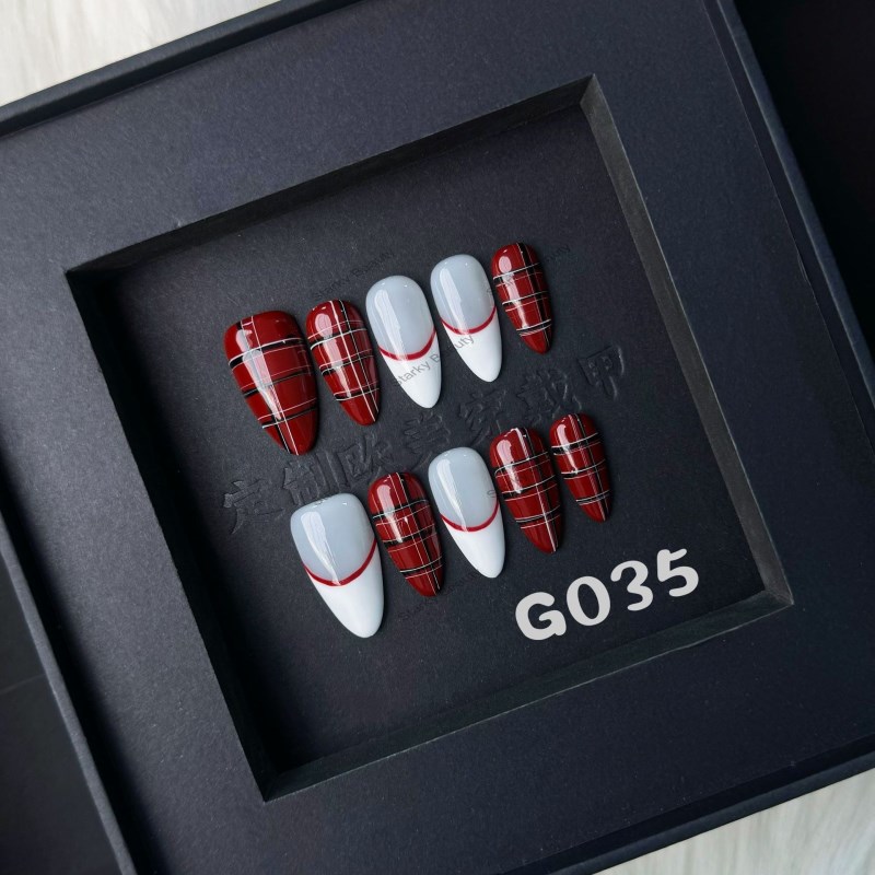 G035